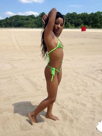 Black girl giving footjob